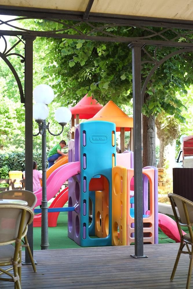 Fra I Pini Hotel